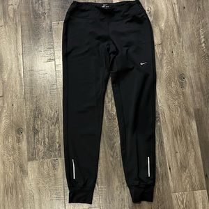 Nike dri-fit joggers size S